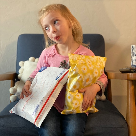 Meet your Posher, Heather - Picture 5 of 5